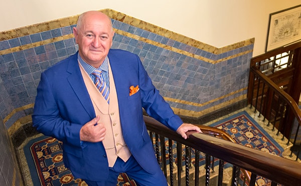 Bruce Glen - The Gentleman Magician