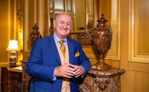 Bruce Glen - The Gentleman Magician